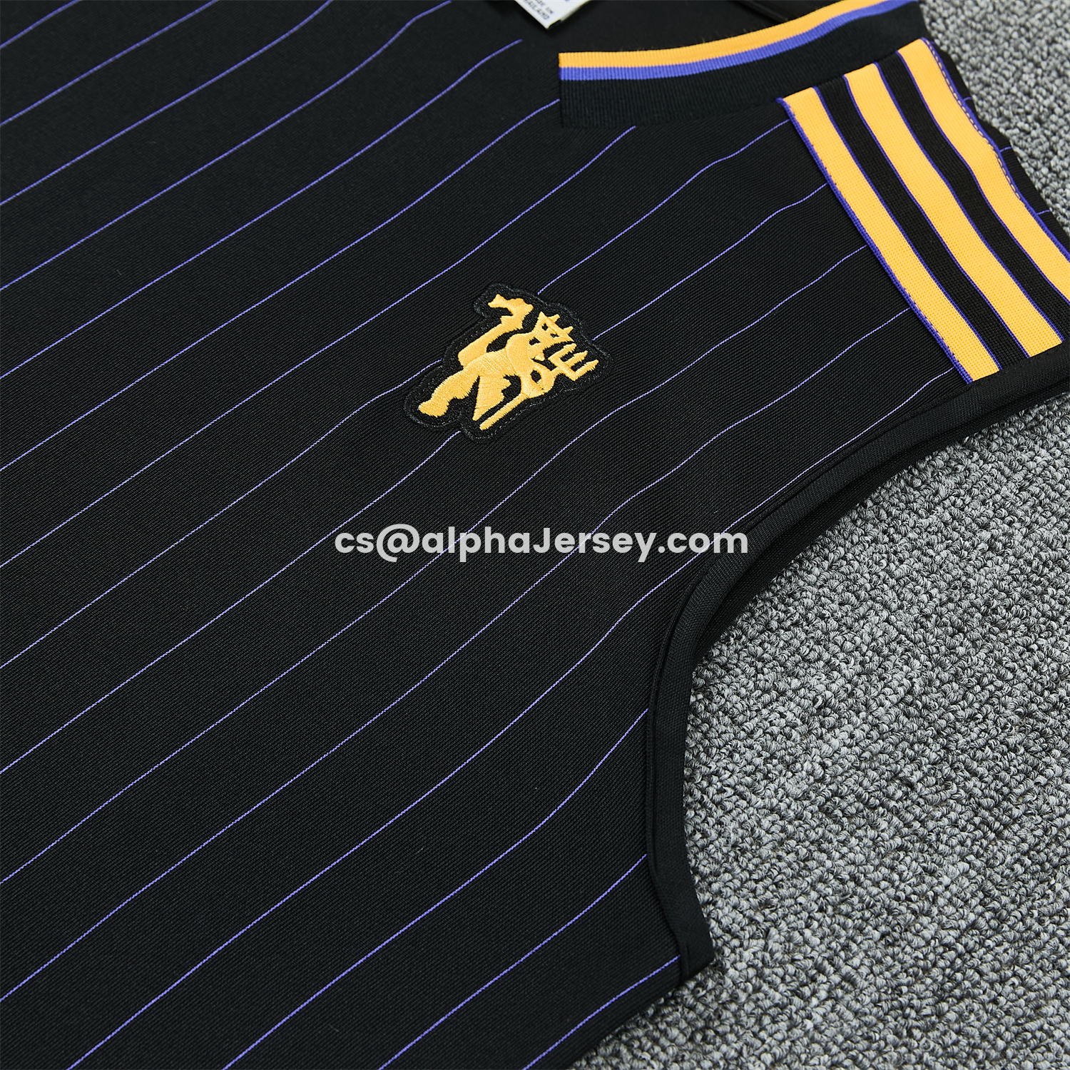 AJ-AlphaJersey-Manchester United 25-26 Retro Style Vest Training Set - Colors Top & Colors Pants