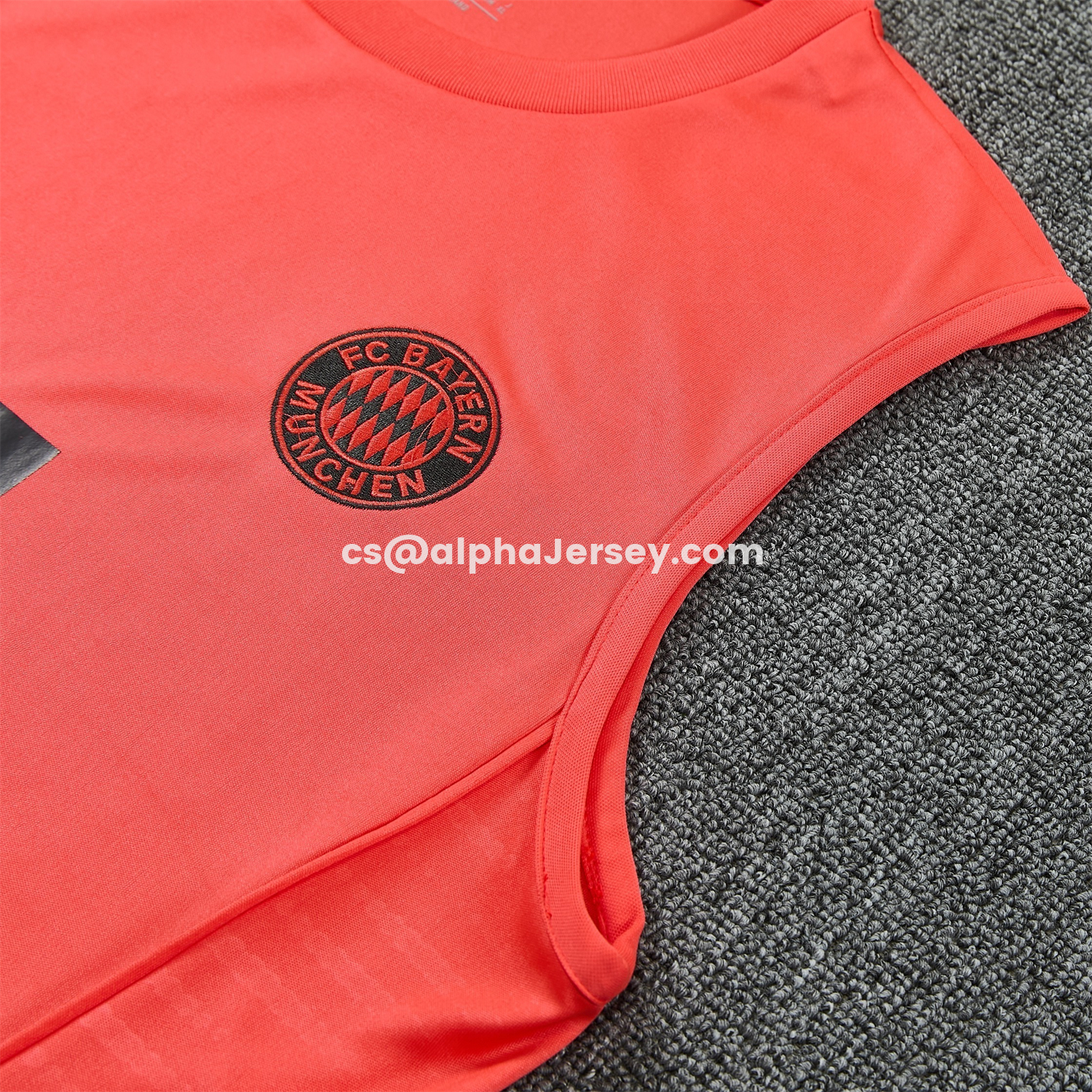 AJ-AlphaJersey-Bayern Munich 25-26 Vest Training Set - Coral With Black Accents Top & Black With Coral Accents Pants