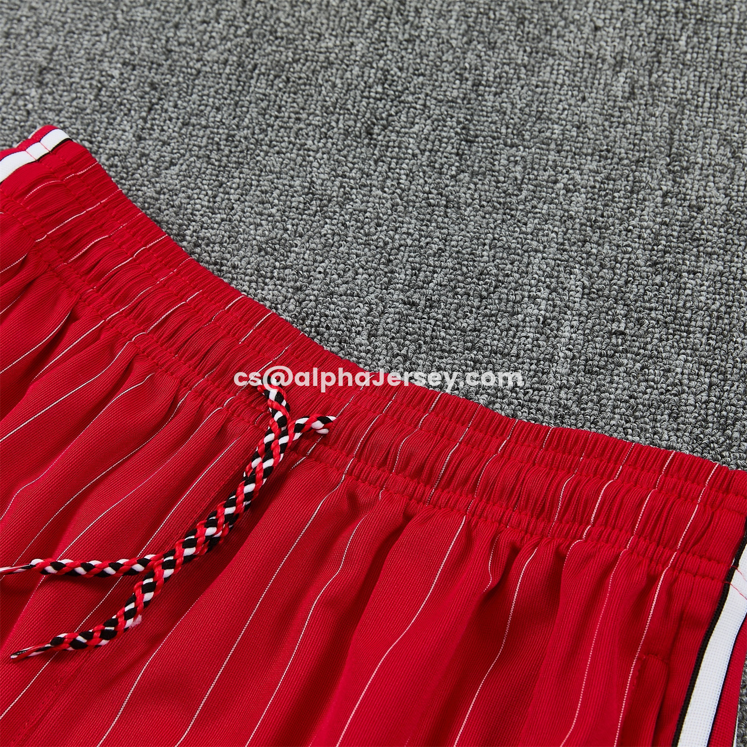 AJ-AlphaJersey-Manchester United 25-26 Retro Style Short-Sleeve Training Set - Red With White Stripes Top & Pants