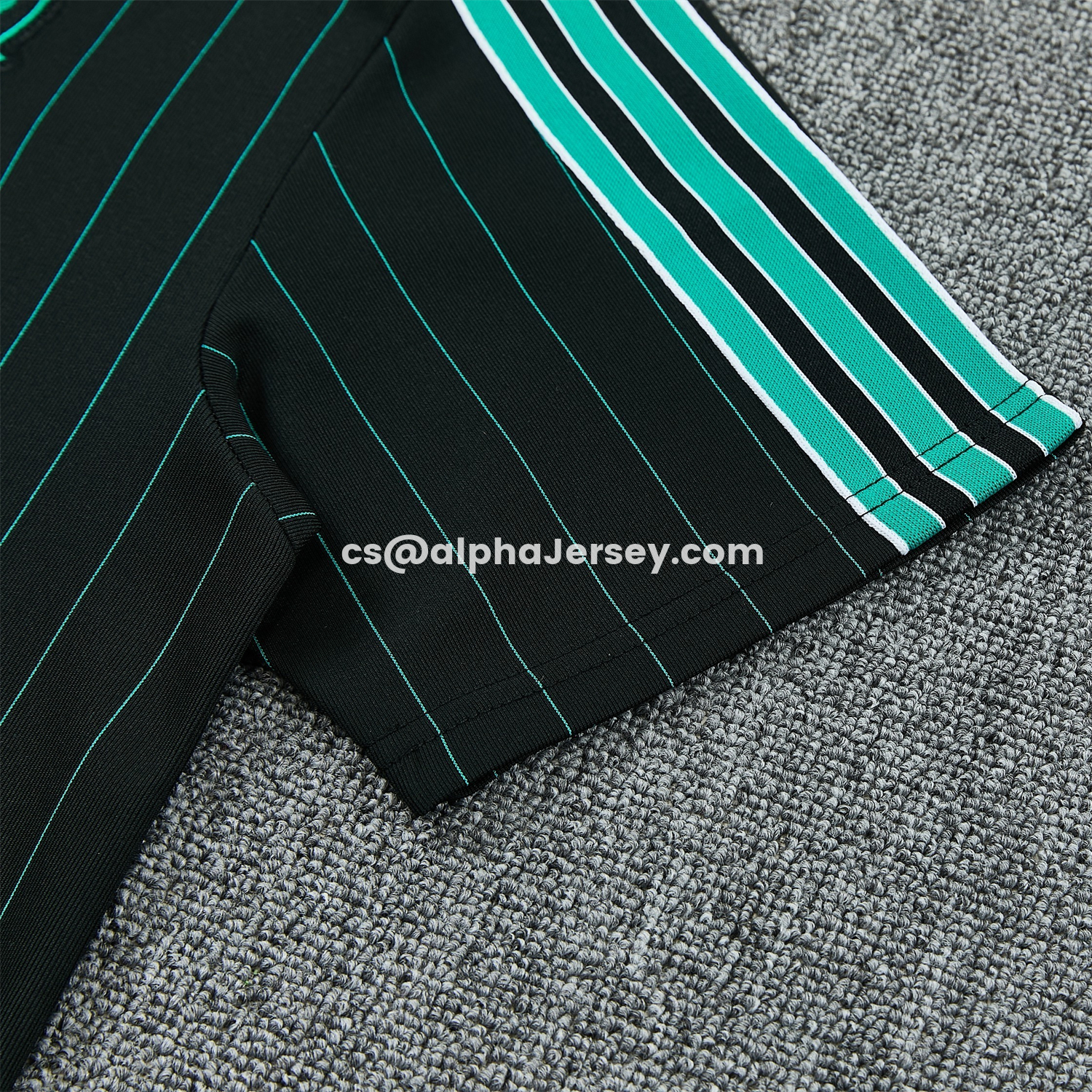 AJ-AlphaJersey-Liver.pool 25-26 Retro Style Short-Sleeve Training Set - Black With Teal Stripes And Accents Top & Pants