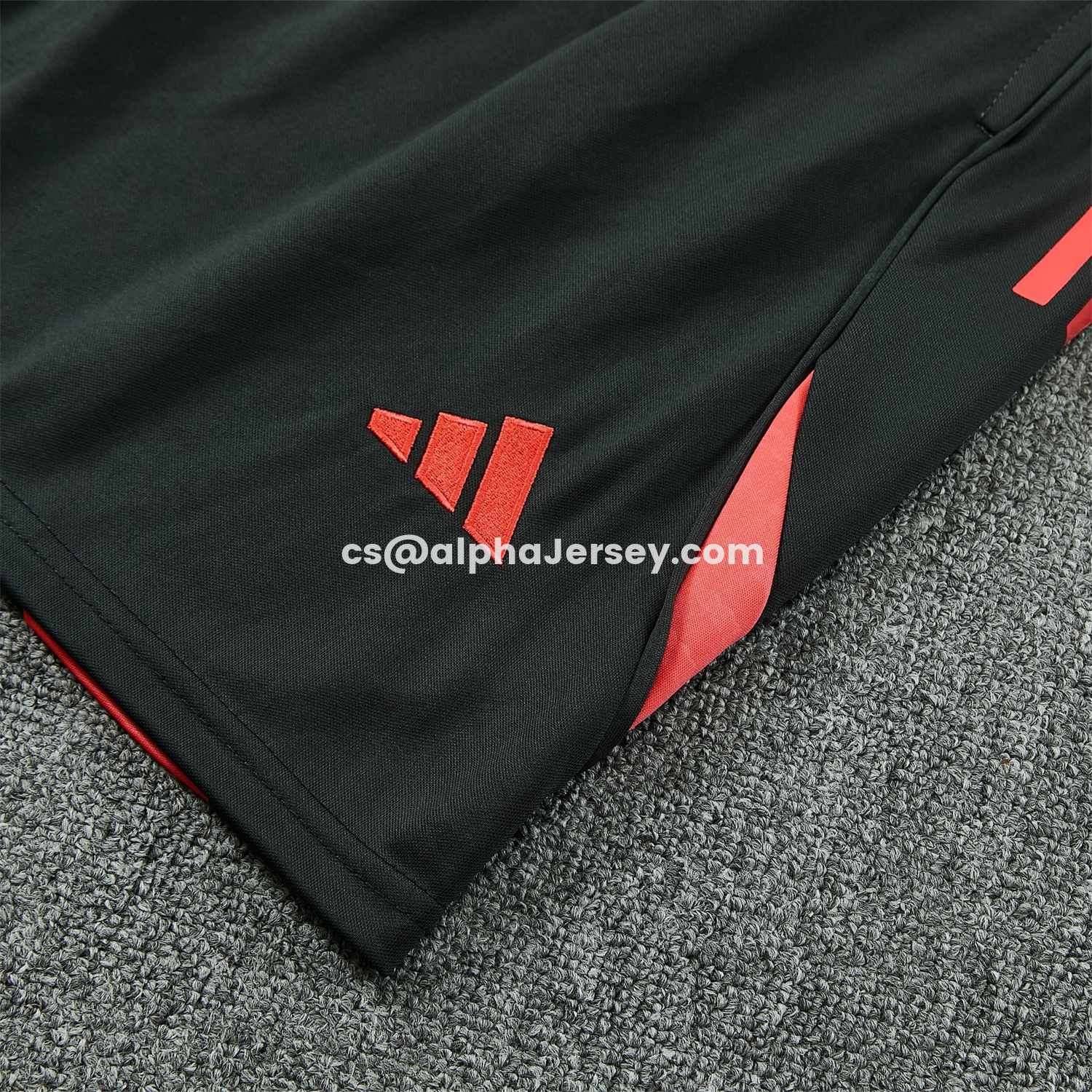 AJ-AlphaJersey-Bayern Munich 25-26 Short-Sleeve Training Set - Coral With Black Accents Top & Black With Coral Accents Pants