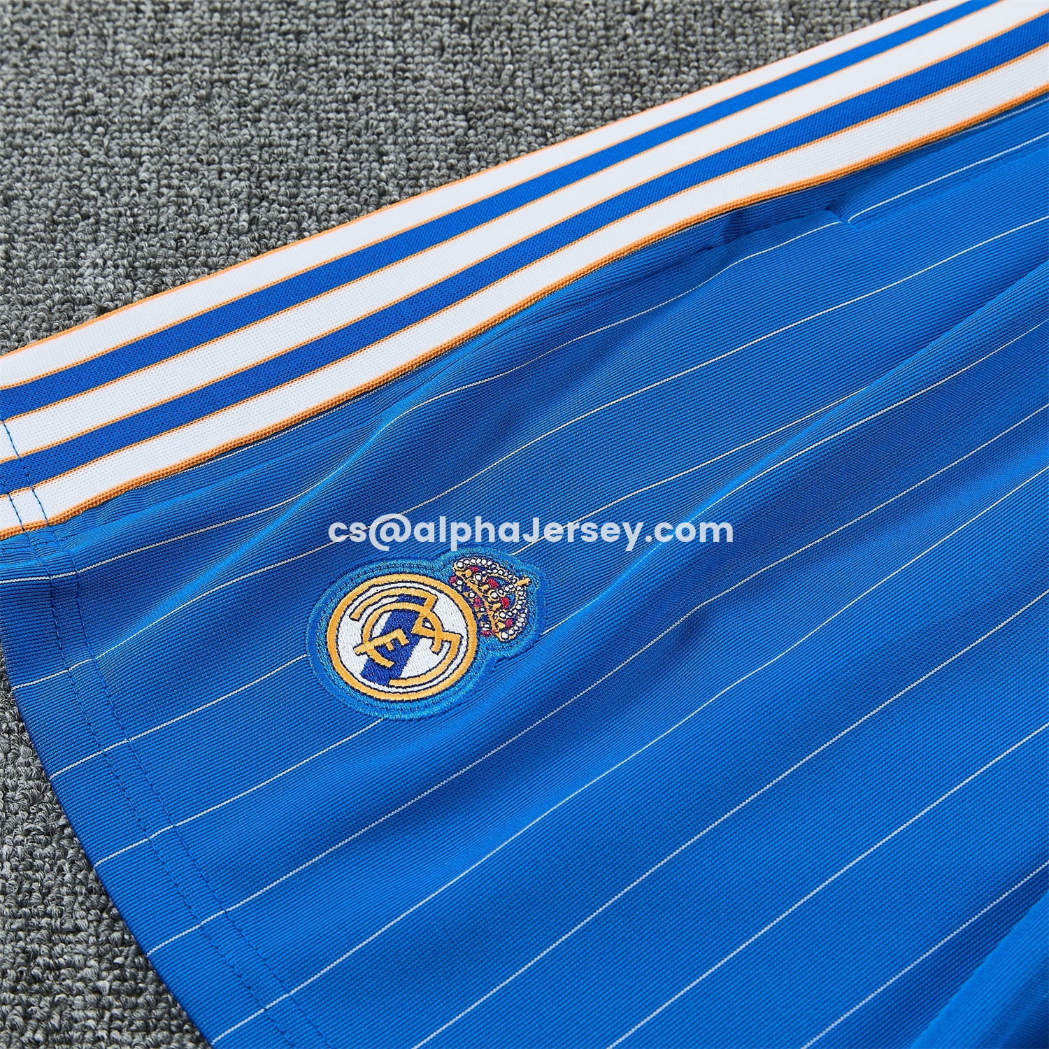 AJ-AlphaJersey-Real Madrid 25-26 Retro Style Short-Sleeve Training Set - Blue With White Stripes Top & Pants