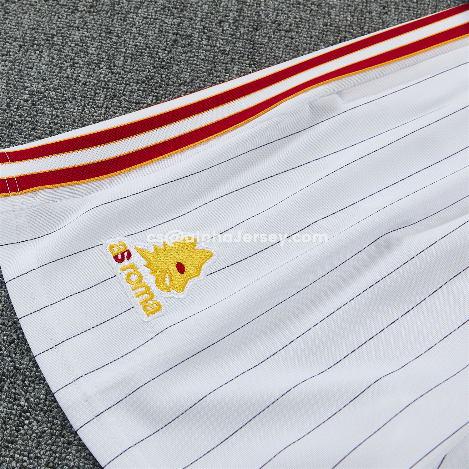 AJ-AlphaJersey-Roma 25-26 Retro Style Vest Training Set - White With Red Details Top & Pants