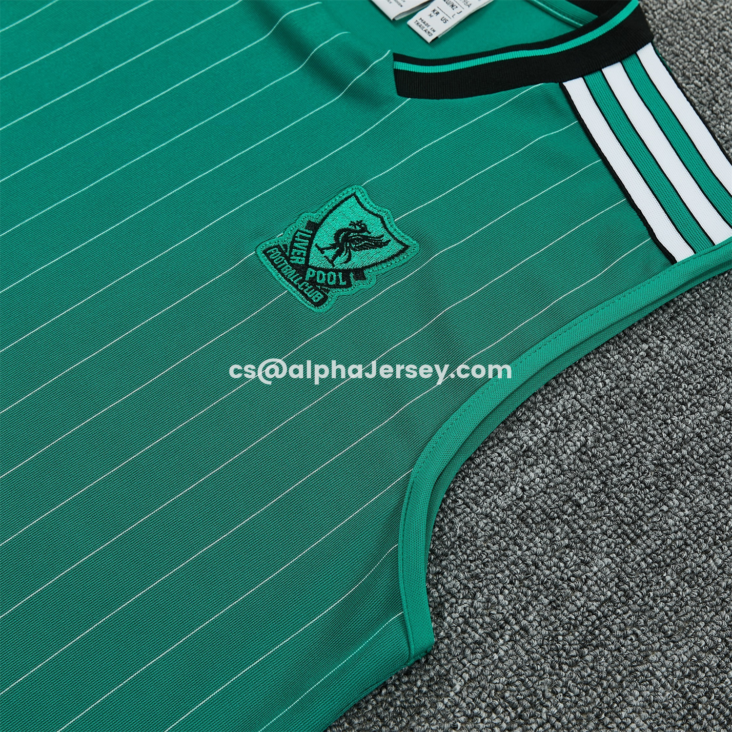 AJ-AlphaJersey-Liver.pool 25-26 Retro Style Vest Training Set - Green With White Stripes Top & Pants