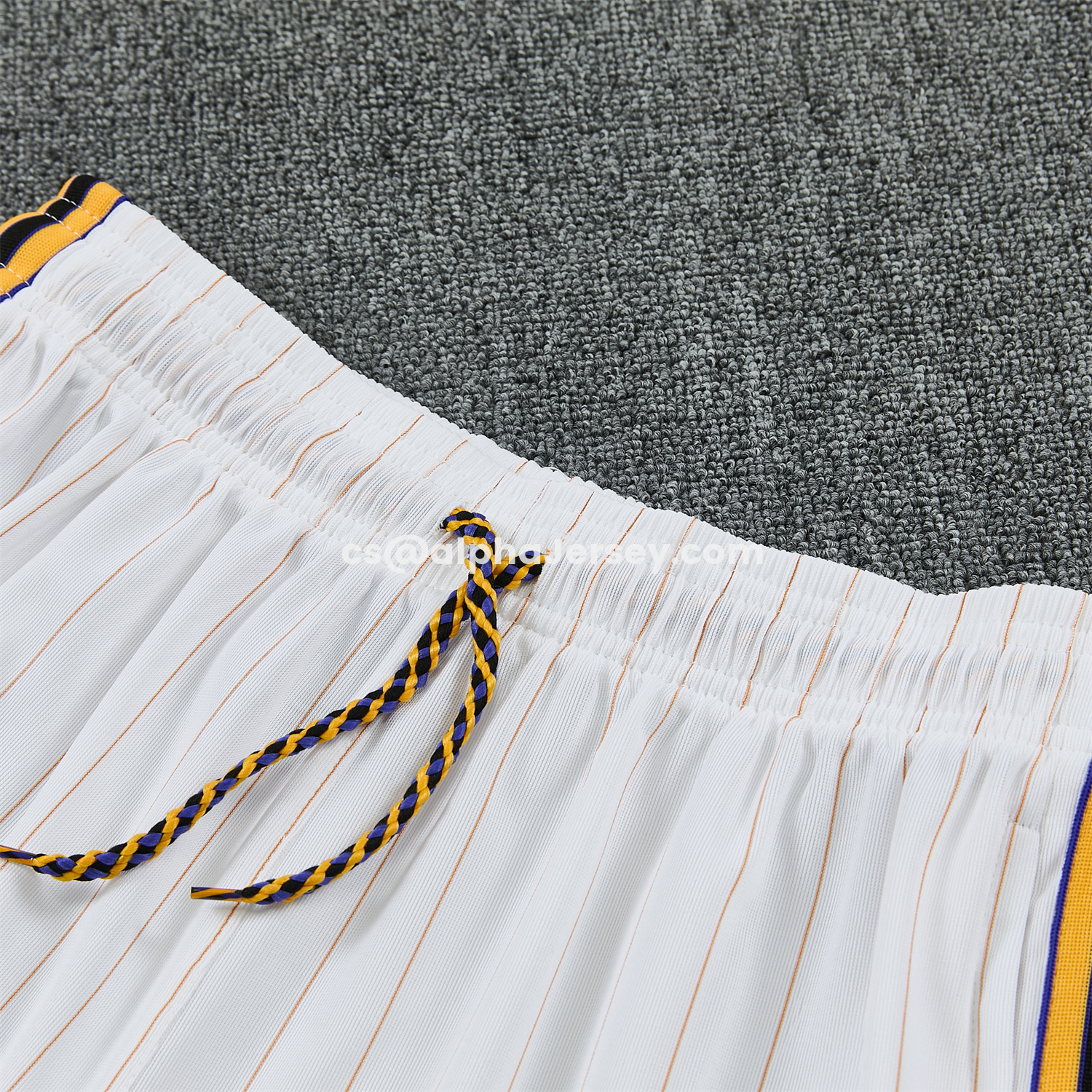 AJ-AlphaJersey-Manchester United 25-26 Retro Style Short-Sleeve Training Set - White With Thin Black Stripes Top & Pants