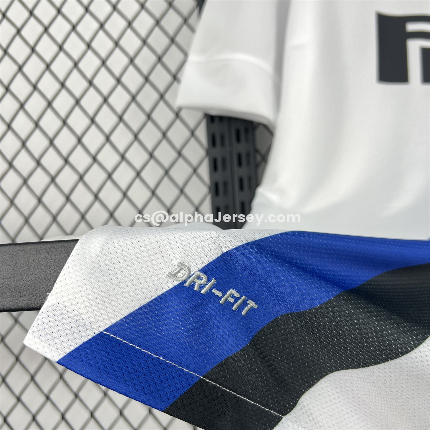 AJ-AlphaJersey-Retro Inter Milan 2011-12 Away Jersey