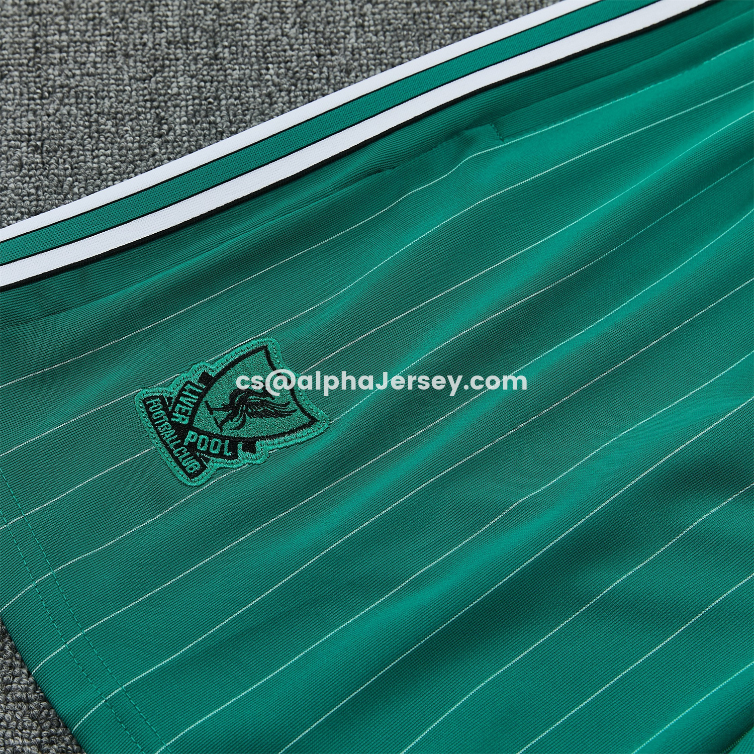 AJ-AlphaJersey-Liver.pool 25-26 Retro Style Vest Training Set - Green With White Stripes Top & Pants
