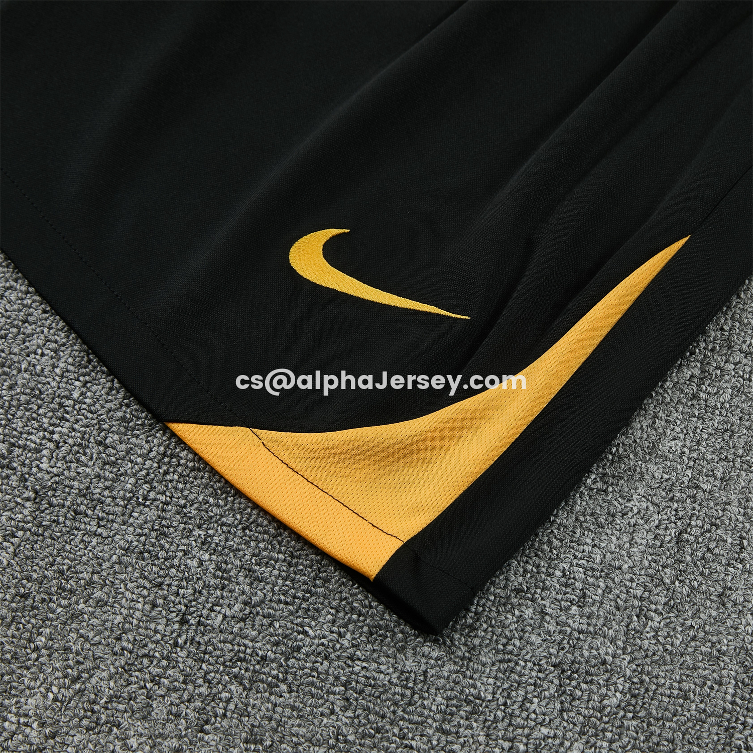 AJ-AlphaJersey-Inter Milan 25-26 Short-Sleeve Training Set - Black And Grey Top & Pants