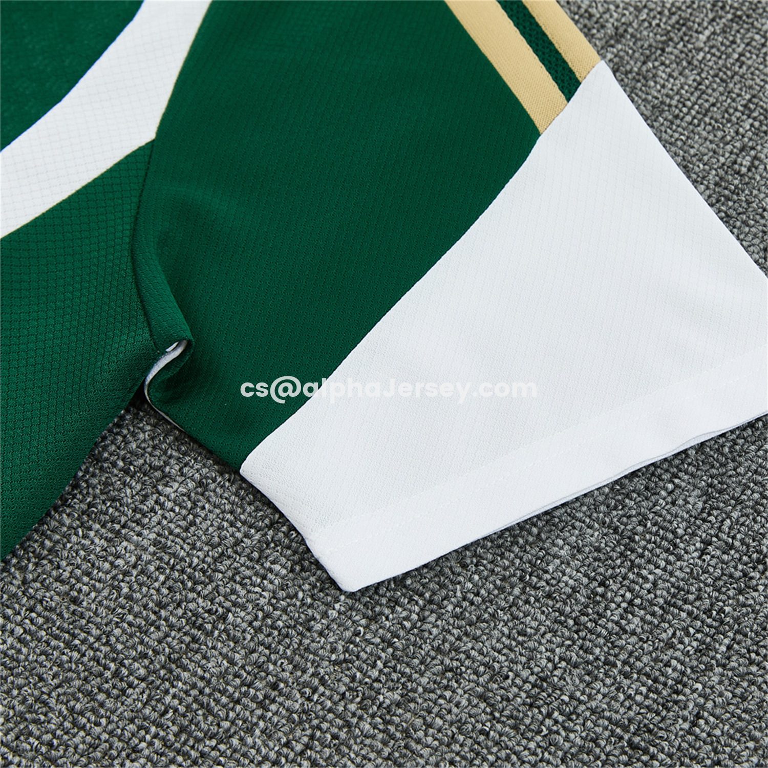 AJ-AlphaJersey-Italy 2026 Short-Sleeve Training Set - Green With White Top & Green With White Pants