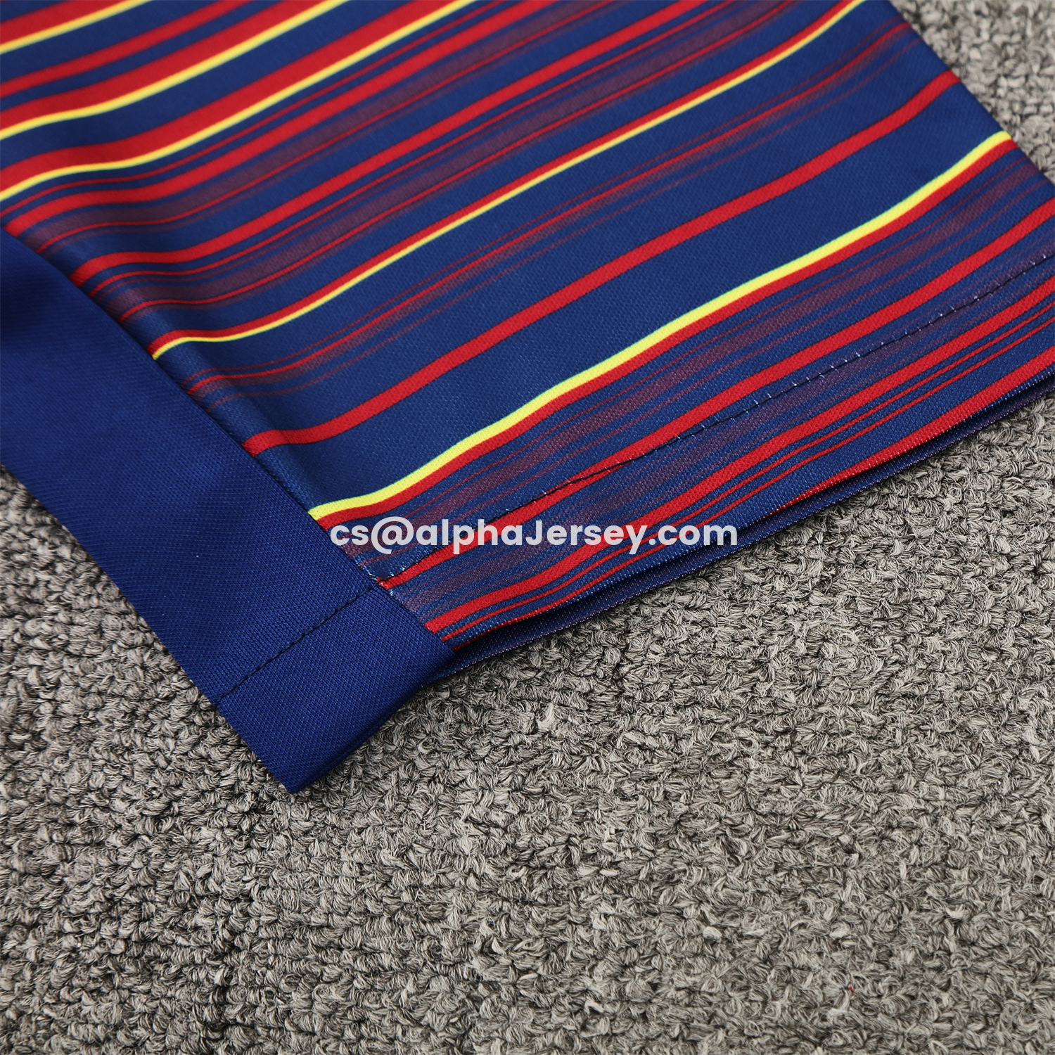 AJ-AlphaJersey-Barcelona 25-26 Short-Sleeve Training Set - Colors Top & Dark Blue Pants