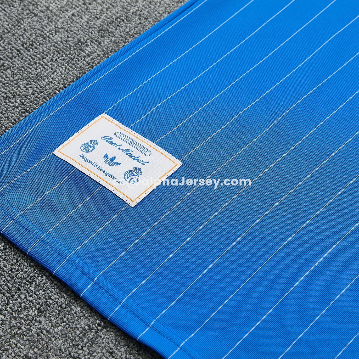 AJ-AlphaJersey-Real Madrid 25-26 Retro Style Short-Sleeve Training Set - Blue With White Stripes Top & Pants