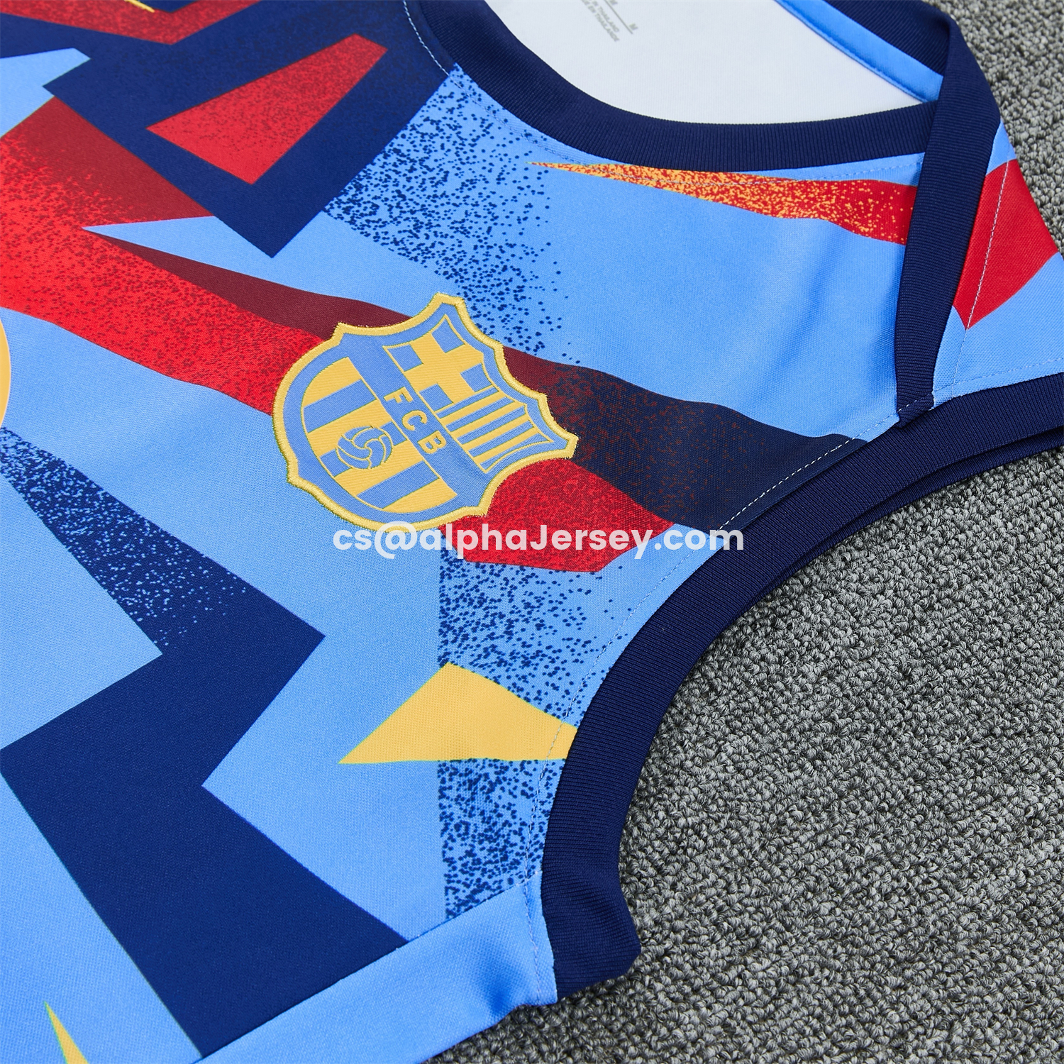 AJ-AlphaJersey-Barcelona 25-26 Vest Training Set - Colors Top & Dark Blue With Pink Accents Pants