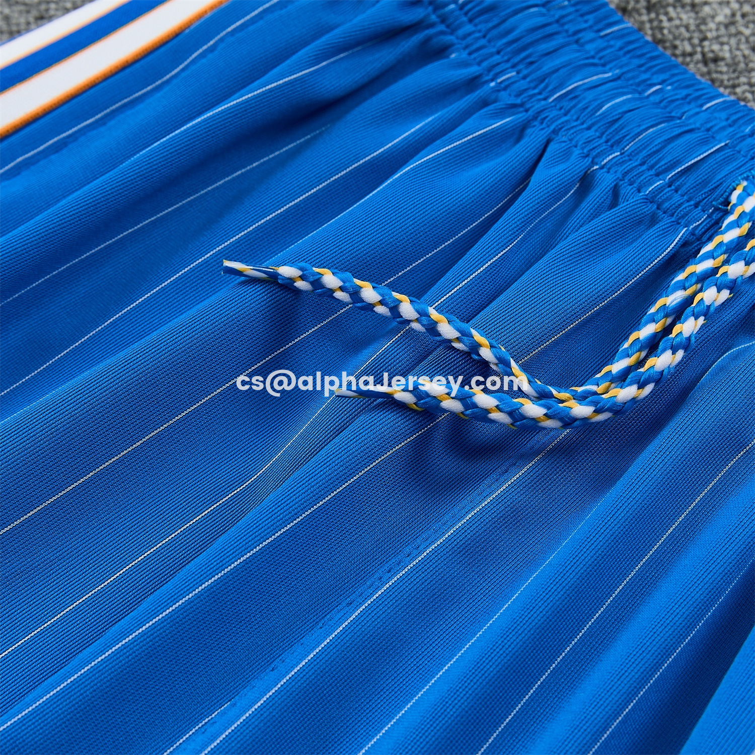 AJ-AlphaJersey-Real Madrid 25-26 Retro Style Vest Training Set - Blue With White Stripes Top & Pants