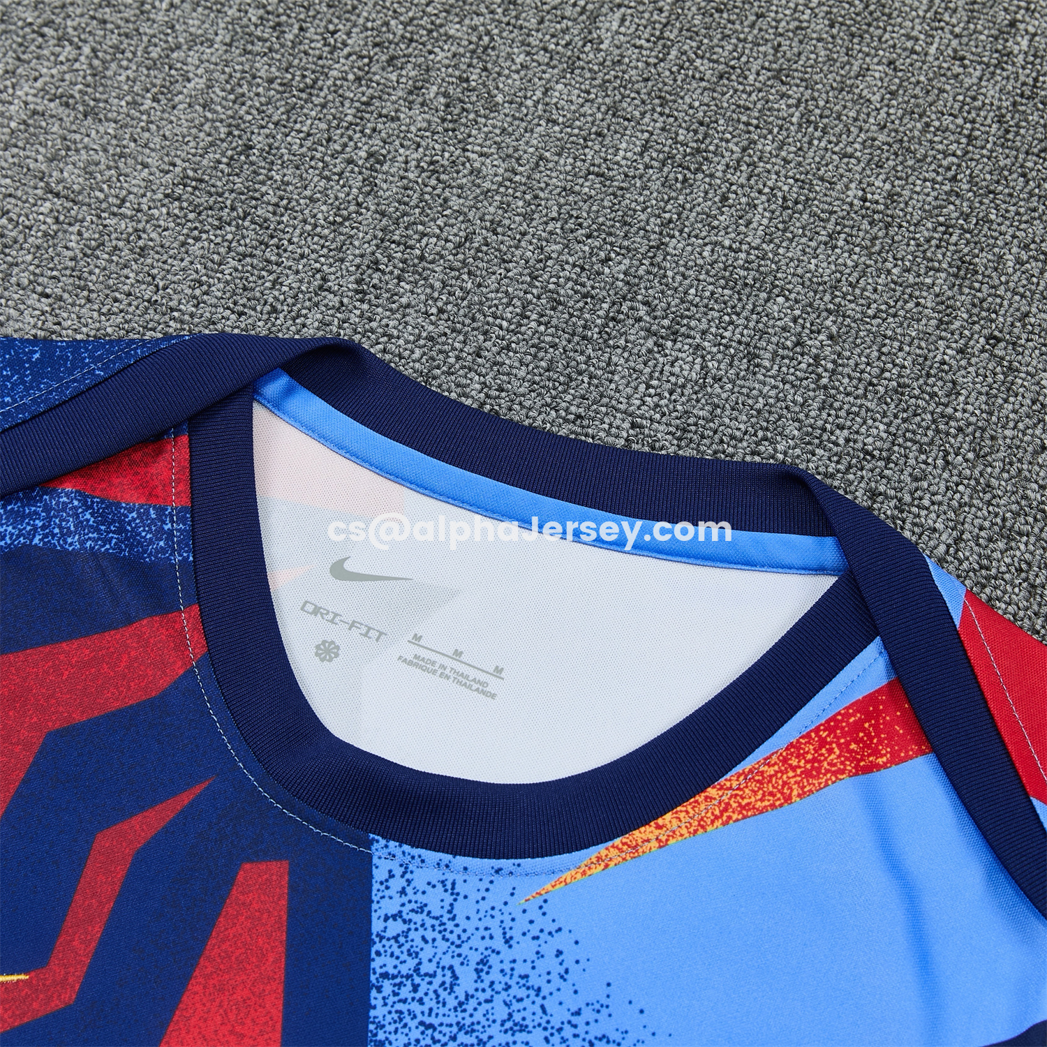 AJ-AlphaJersey-Barcelona 25-26 Vest Training Set - Colors Top & Dark Blue With Pink Accents Pants