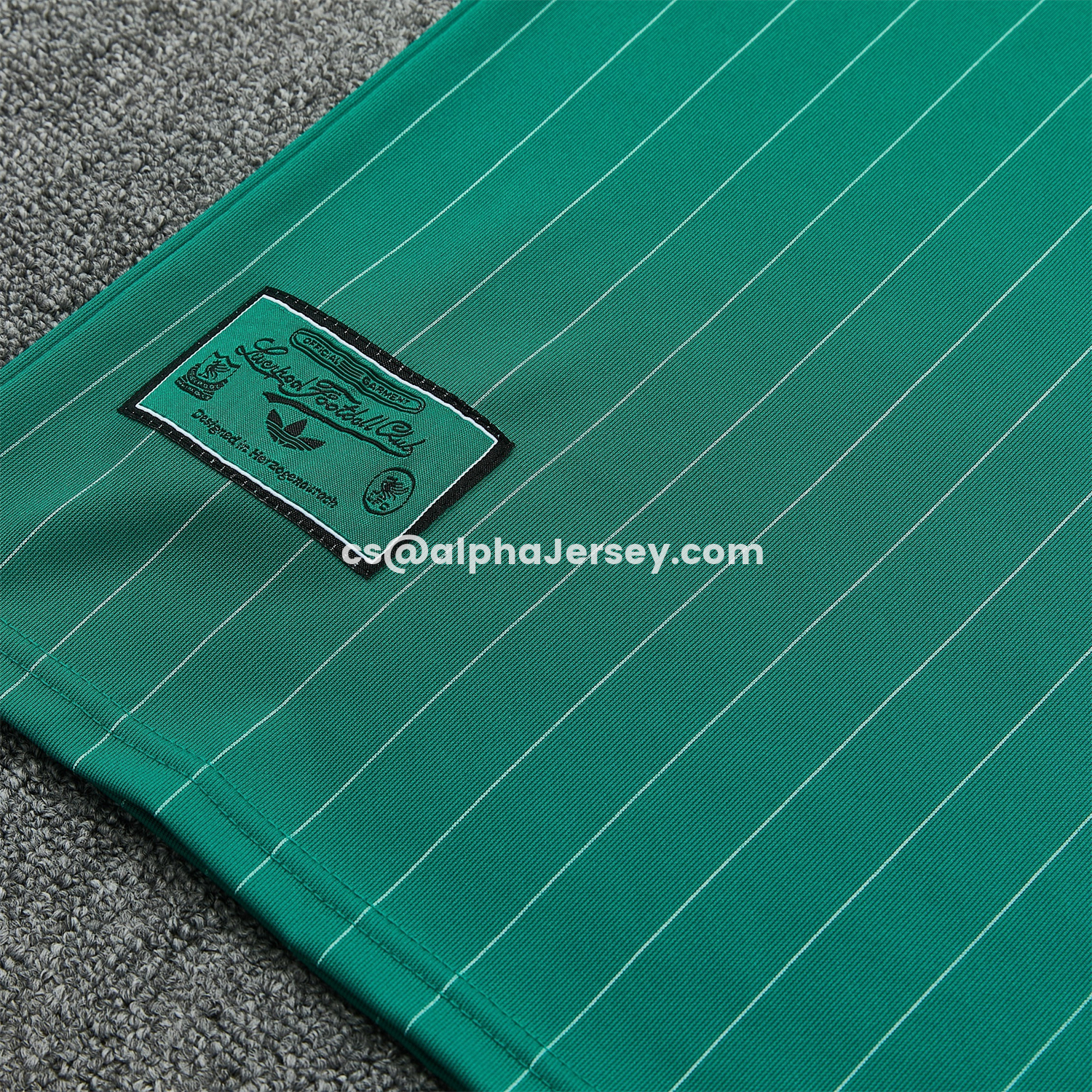 AJ-AlphaJersey-Liver.pool 25-26 Retro Style Vest Training Set - Green With White Stripes Top & Pants