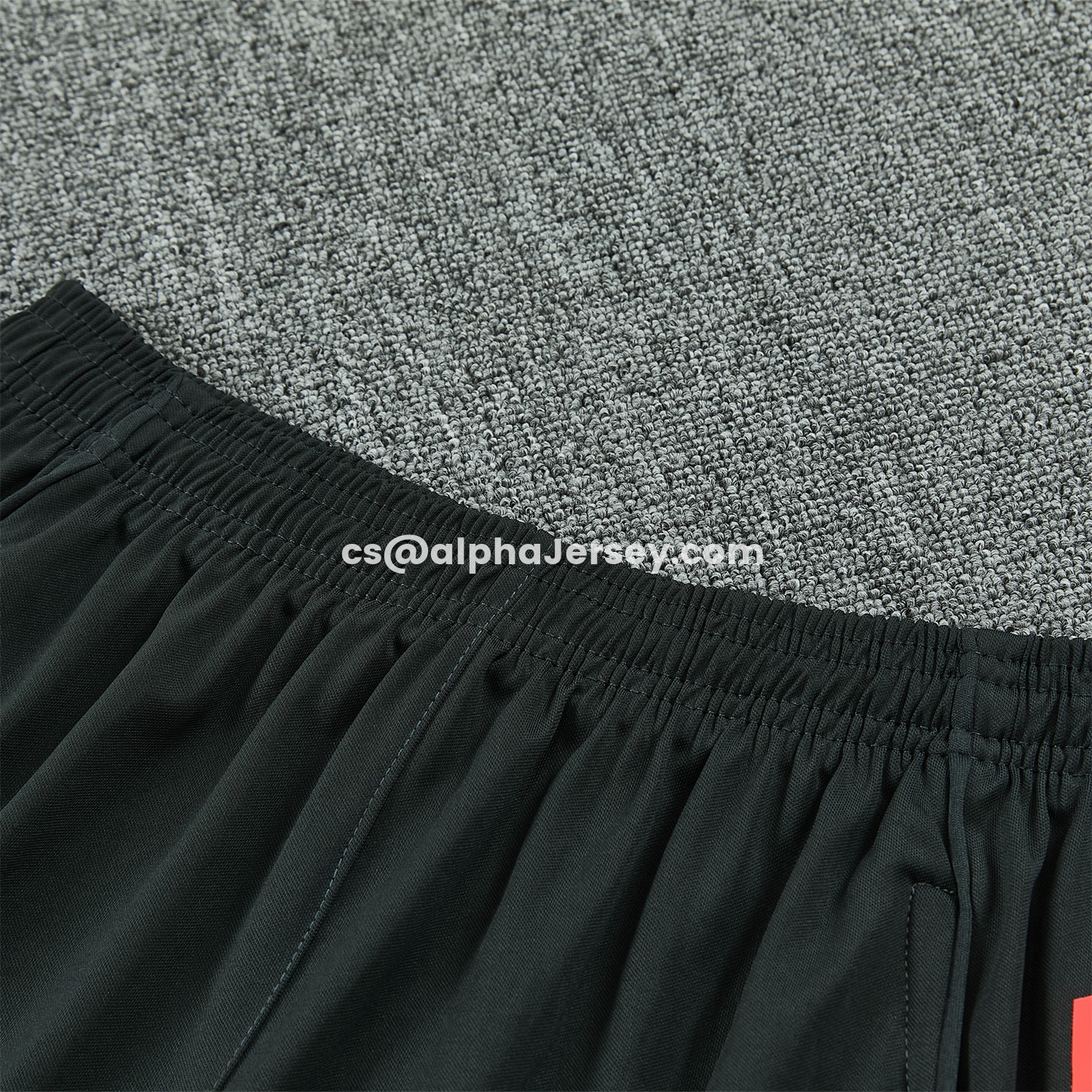AJ-AlphaJersey-Bayern Munich 25-26 Vest Training Set - Coral With Black Accents Top & Black With Coral Accents Pants