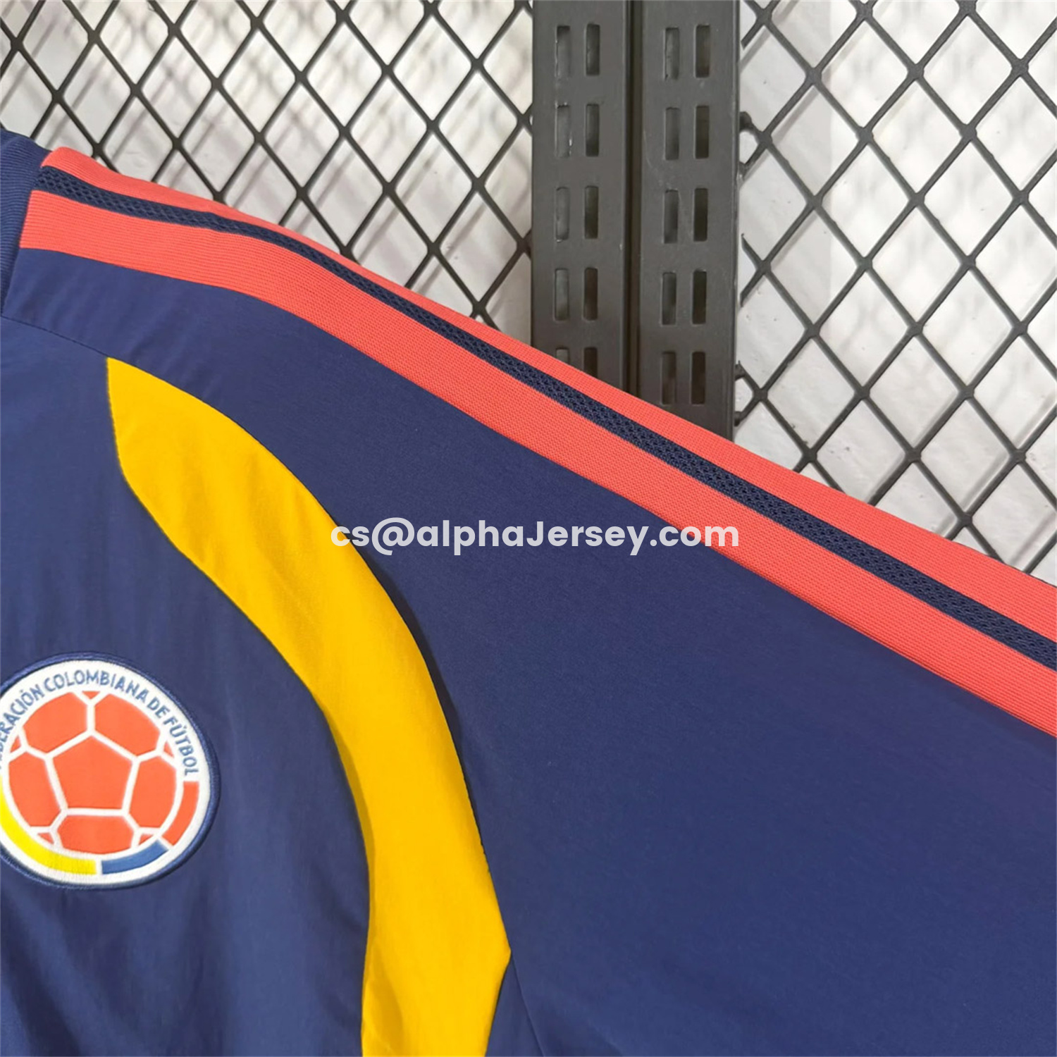 AJ-AlphaJersey-Colombia 2026 Retro Style Windbreaker Jacket - Dark Blue With Yellow Stripes